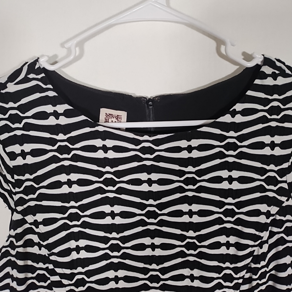 Anne Klein Black White Fit/Flare Dress Women's 6 Capped Sleeve Stretch - Picture 5 of 9